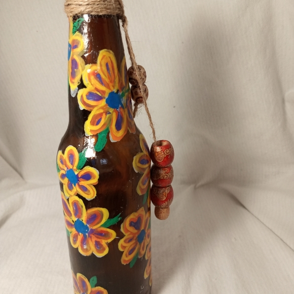 Handcrafted bottle - Picture 3 of 4